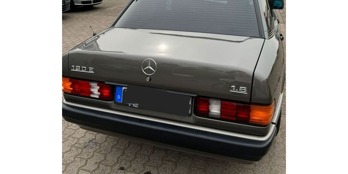 Mercedes-Benz 190 282.000 km 6.500 &euro; Schmelz 66839