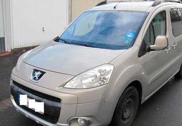 Peugeot Partner Tepee 86.400 km 7.290 &euro; Schwalbach 65824