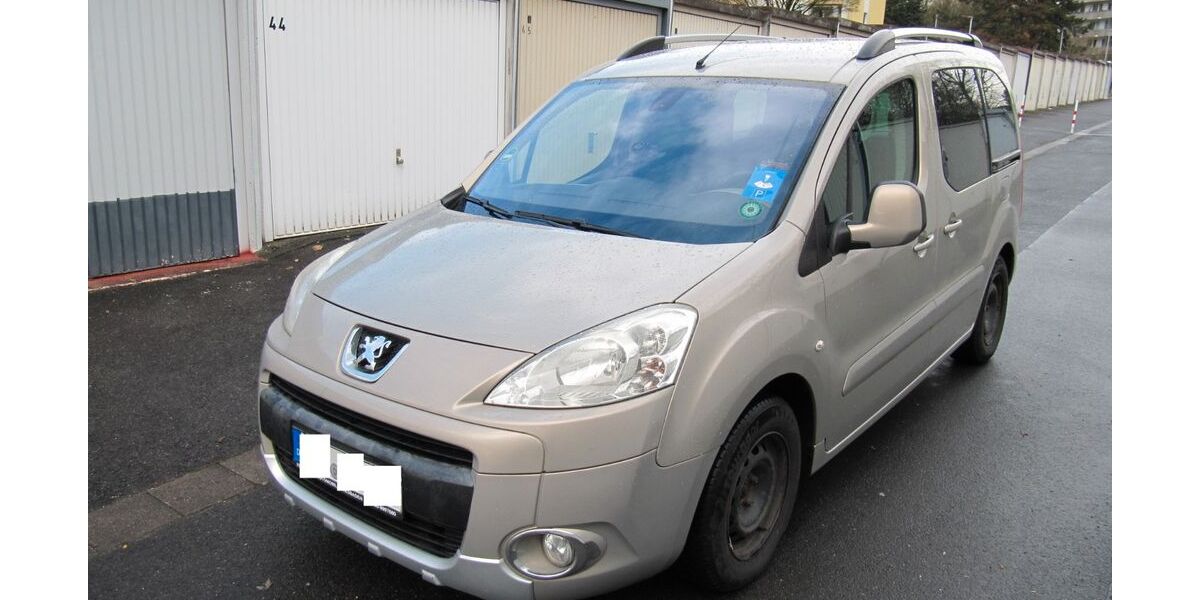Peugeot Partner Tepee 86.400 km 7.290 &euro; Schwalbach 65824