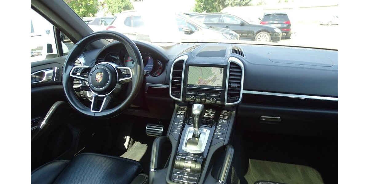 Porsche Cayenne S 4,2l Diesel Pano, Navi, 21 Zoll, Standhe 229.443 km 23.490 &euro; Rodgau 63110