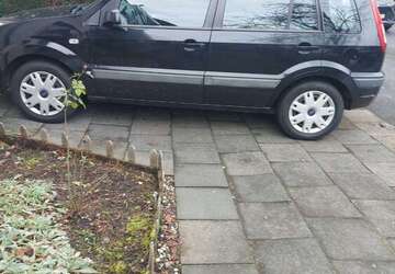 Ford Fusion 159.600 km 2.999 &euro; Köln 51147