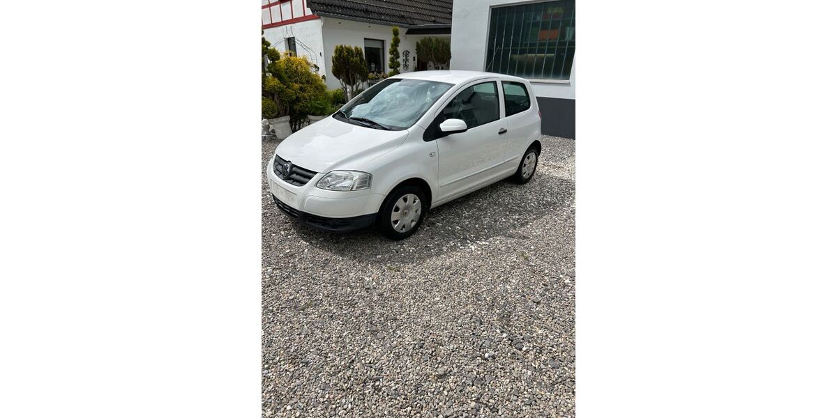 VW Fox 106.302 km 3.499 &euro; Monschau 52156