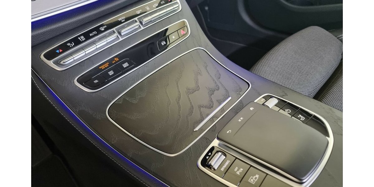 Mercedes-Benz E 300 e PHEV LED ACC Navi Digital Kamera 54.500 km 31.900 &euro; Garrel 49681