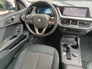 BMW 118 i Advantage Steptronic |NAVI|Kamera|SHZ|LED| 75.511 km 20.560 &euro; Höhenkirchen-Siegertsbrun 85635
