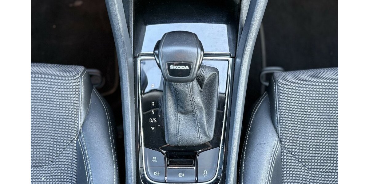 Skoda Kodiaq 1.5 TSI STYLE V+C/DSG/KAMERA/NAVI/DAB/AHK 131.783 km 23.800 &euro; Villingen-Schwenningen 78054