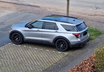Ford Explorer 27.000 km 49.900 &euro; Elmenhorst 23869