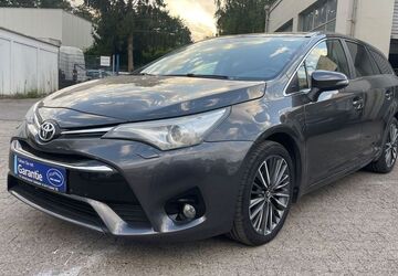Toyota Avensis 142.000 km 13.999 &euro; Mönchengladbach 41238