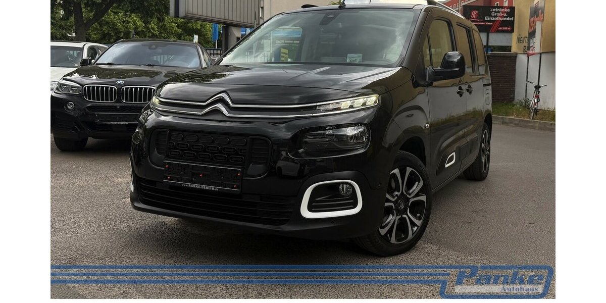 Citroen Berlingo Shine M 130*Pano*SHZ*DAB*NAV*KEYL.*TotW 87.475 km 15.890 &euro; Berlin 13187
