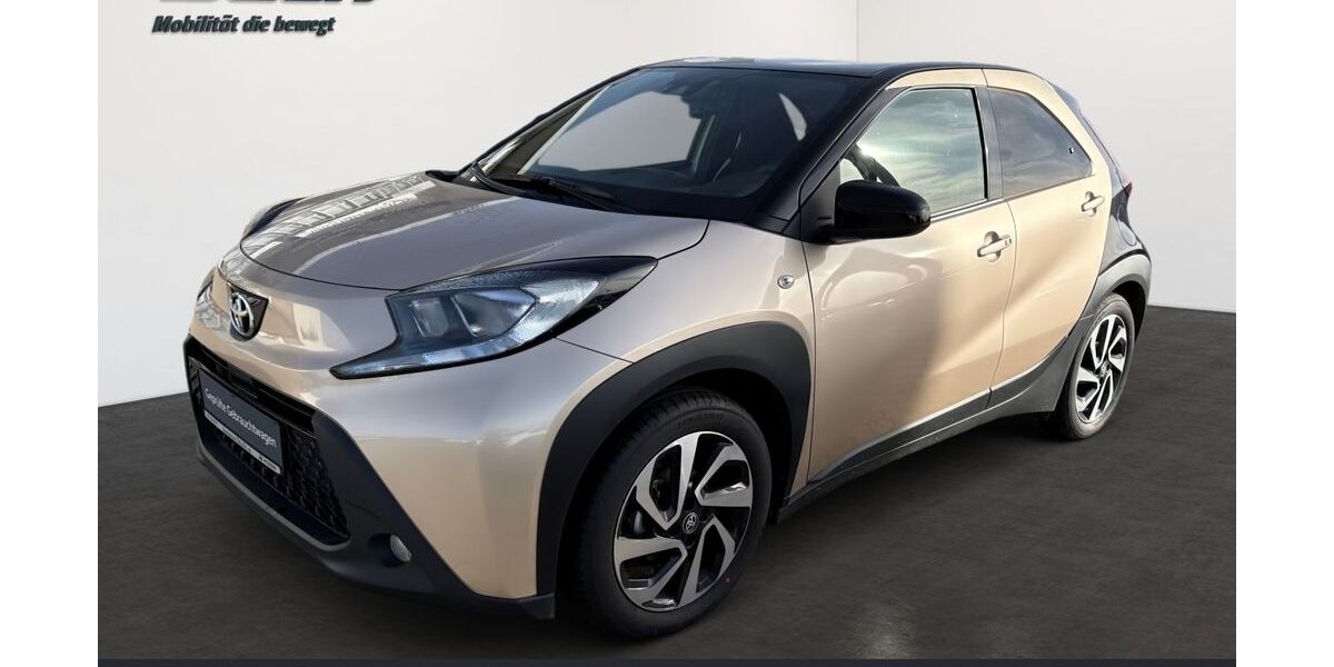 Toyota Aygo (X) 3.100 km 15.490 &euro; Villingen-Schwenningen 78048