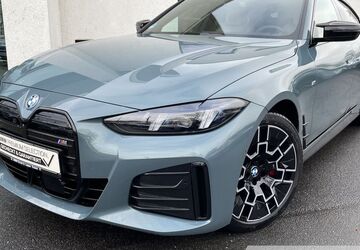 BMW i4 26.970 km 51.940 &euro; Essen 45134