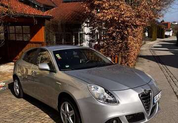 Alfa Romeo Giulietta 143.393 km 5.000 &euro; Betzigau 87488