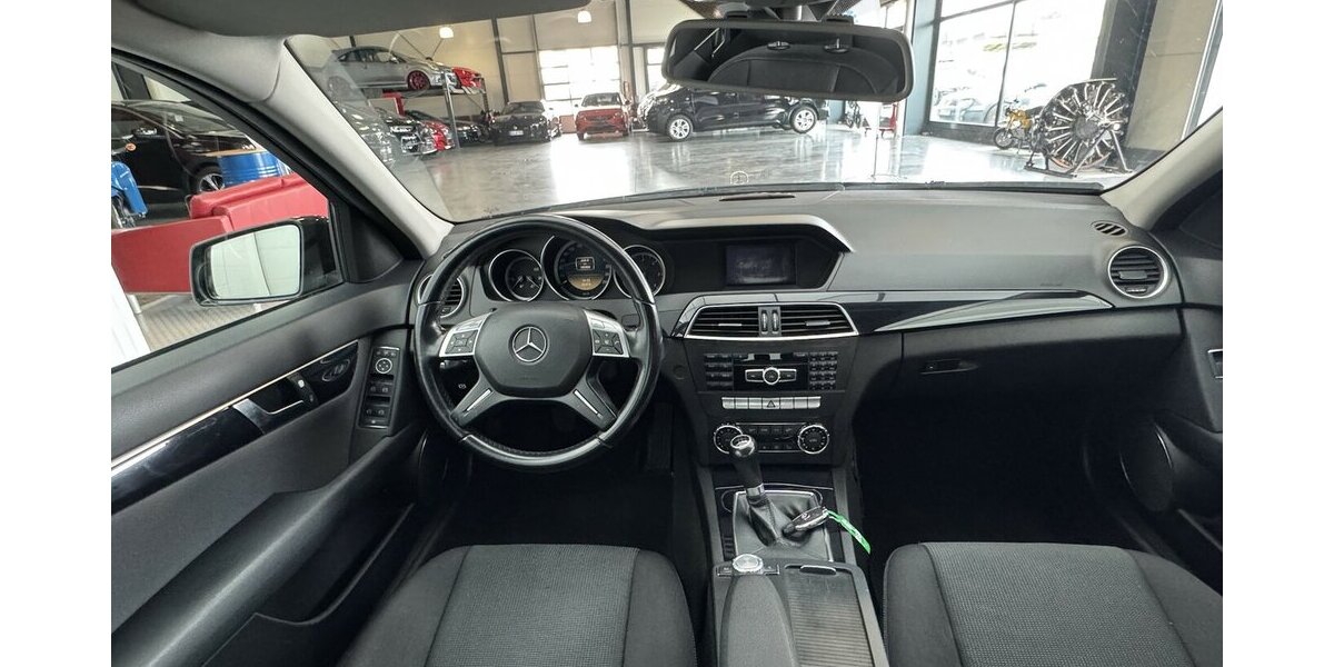 Mercedes-Benz C 220 CDI BlueEfficiency Sitzheizung Navi 186.000 km 6.850 &euro; Lich 35423