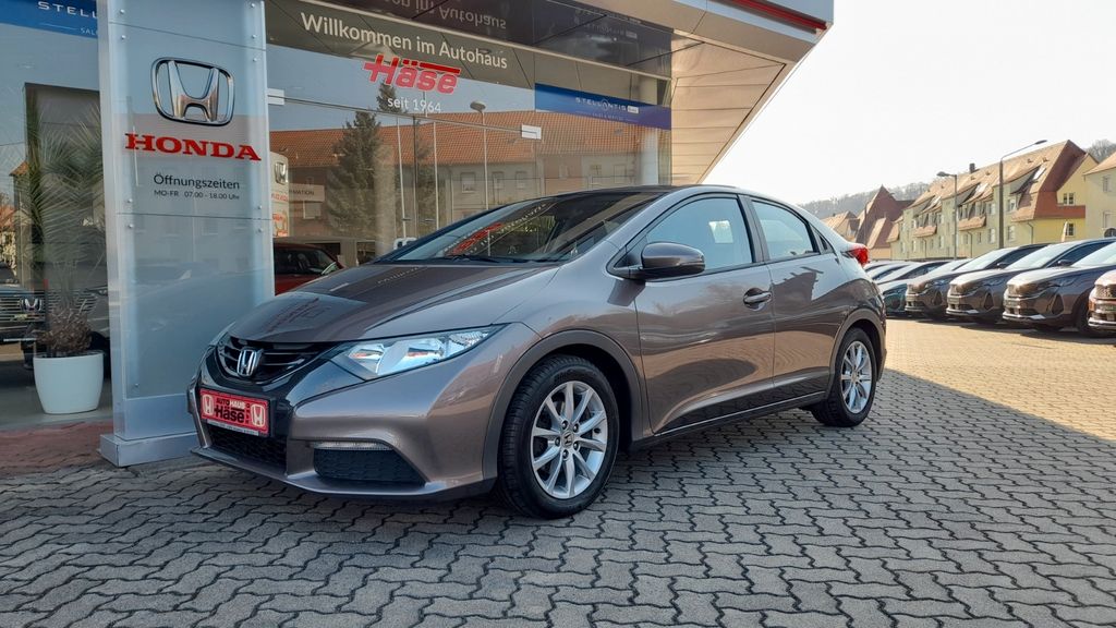 Honda Civic 93.200 km 7.490 &euro; Heidenau 01809