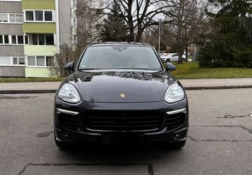 Porsche Cayenne 175.800 km 31.450 &euro; Böblingen 71034