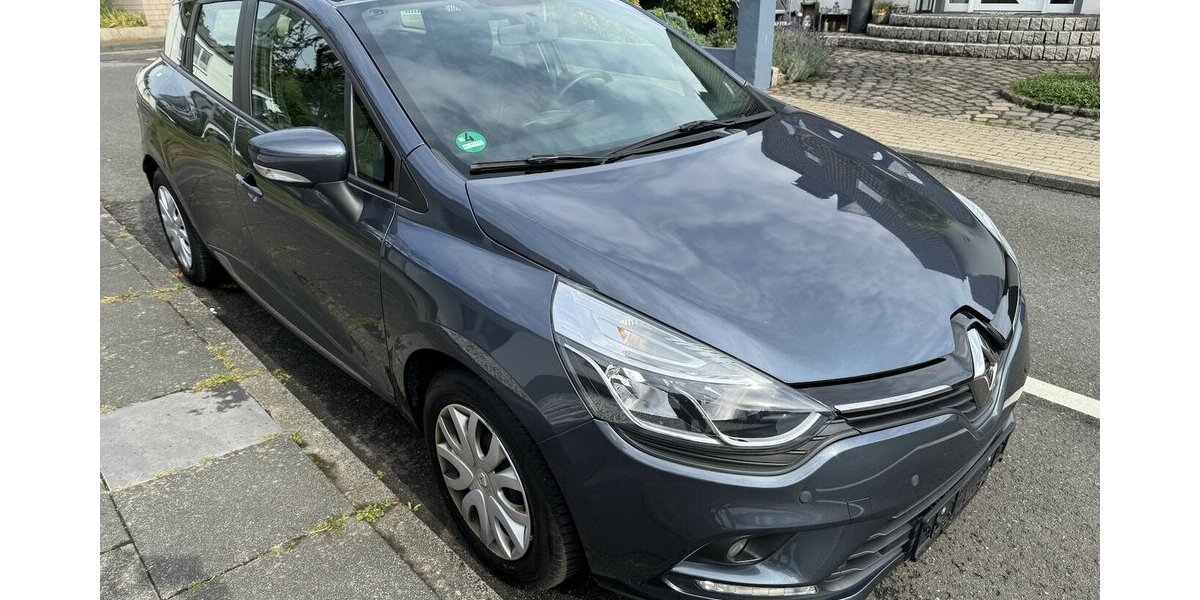 Renault Clio 90 Bose Klima Navi PDC SHZ ServNeu 60tkm 1Hd 60.000 km 11.500 &euro; Erftstadt 50374