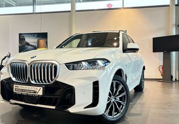 BMW X5 23.799 km 83.790 &euro; Duisburg 47119