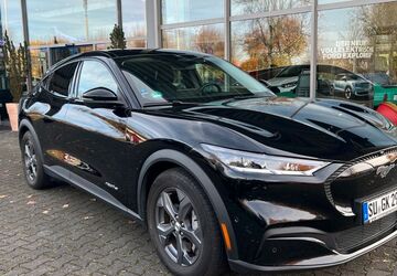 Ford Mustang Mach-E 27.400 km 27.990 &euro; Rösrath 51503