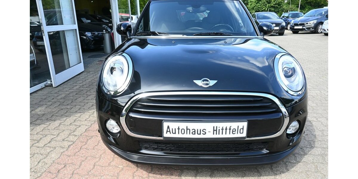 Mini Cooper 5-Türer Aut Navi Leder LED PDC 17erAlus 100.000 km 14.400 &euro; Seevetal - Hittfeld 21218