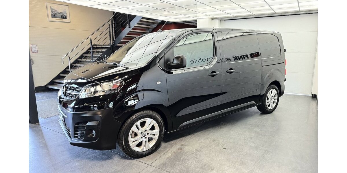 Opel Vivaro -e Cargo Elegance M 75 kWh 1. Hand 14.200 km 26.550 &euro; Lich 35423