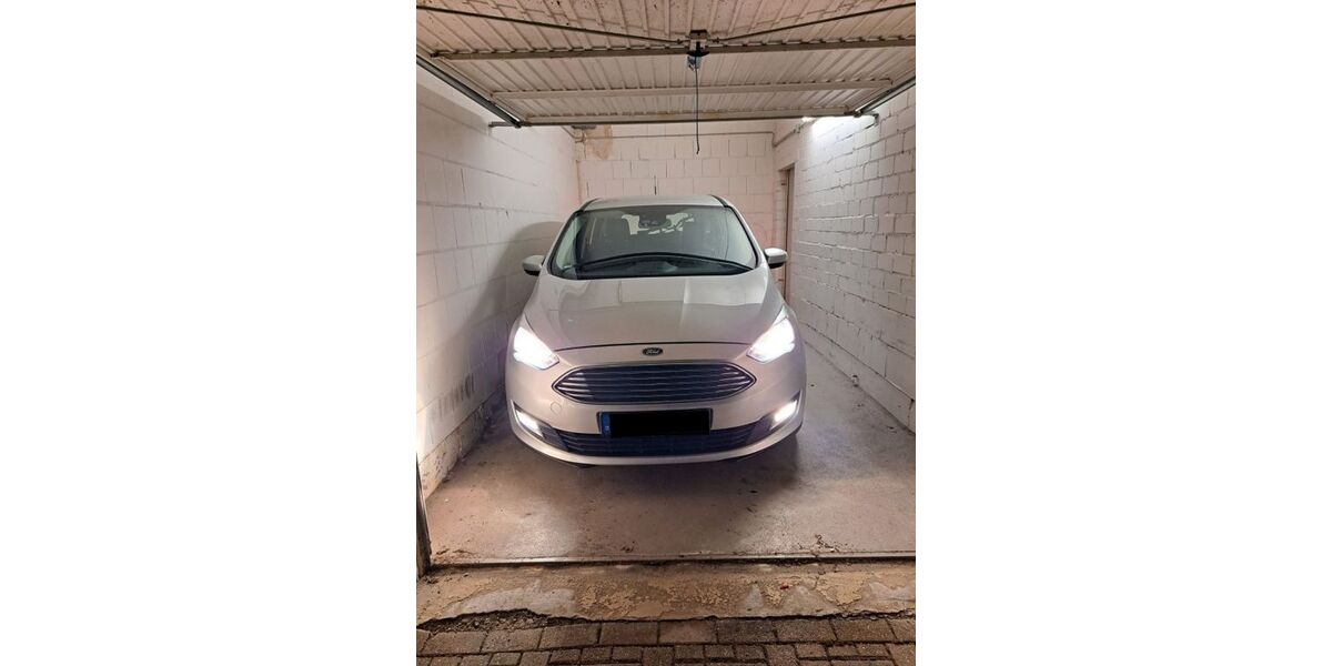Ford Grand C-Max 92.000 km 8.750 &euro; Essen 45277
