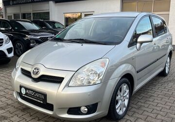 Toyota Corolla Verso 105.000 km 8.548 &euro; Paderborn 33098