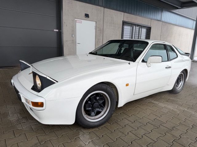 Porsche 944 44.089 km 24.500 &euro; Berlin 13407