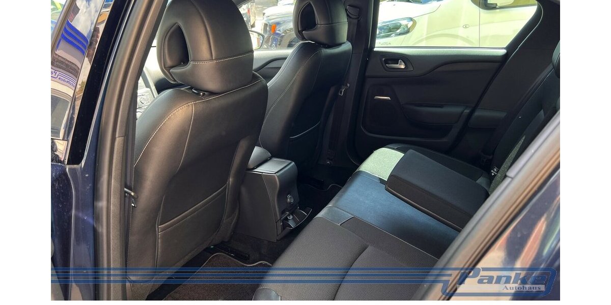 Citroen DS4 1.6 VTi 120 SoChic*SHZ*Massage*BT*Tempo* 150.000 km 5.990 &euro; Berlin 13187