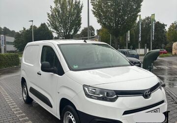 Toyota Proace City 30.000 km 12.900 &euro; Bad Urach 72574