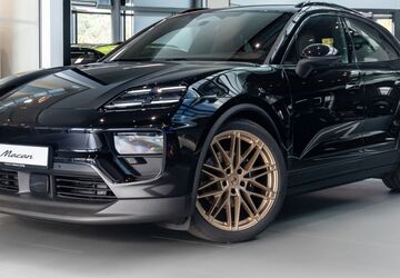 Porsche Macan 8.900 km 98.800 &euro; Leipzig 04356