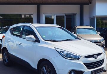Hyundai ix35 90.000 km 11.990 &euro; Steinau an der Straße 36396