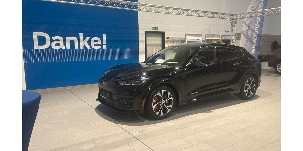 Ford Mustang Mach-E 50.000 km 43.300 &euro; Höhn 56462