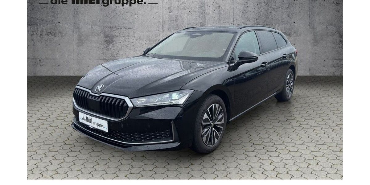 Skoda Superb 6.500 km 43.990 &euro; Paderborn 33104