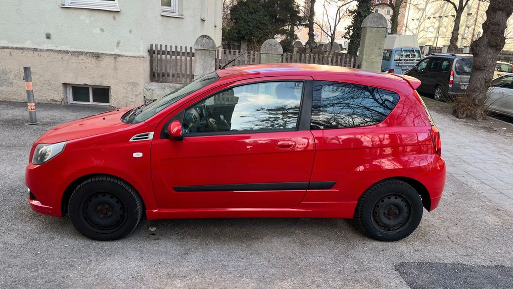 Chevrolet Aveo 124.230 km 750 &euro; München 81371