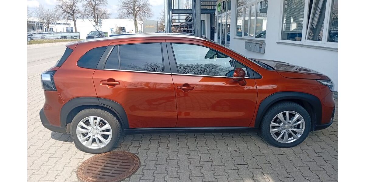 Suzuki (SX4) S-Cross 30.000 km 22.000 &euro; Bruckmühl 83052