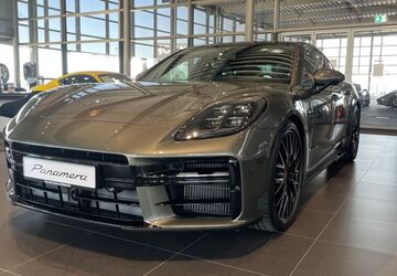 Porsche Panamera 4.900 km 179.900 &euro; Bielefeld 33719