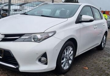 Toyota Auris 135.000 km 7.990 &euro; Saarlouis 66740