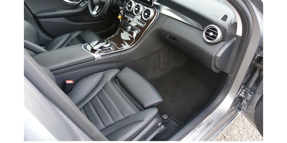 Mercedes-Benz C 250 Lim. 4Matic BlueTEC / d Distr. LED Burmester 175.800 km 19.950 &euro; Neumarkt/OPf 92318