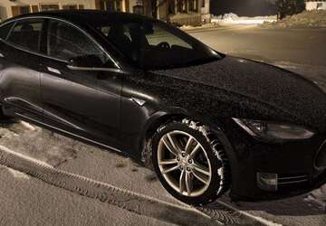 Tesla Model S 370.000 km 19.800 &euro; Metten 94526