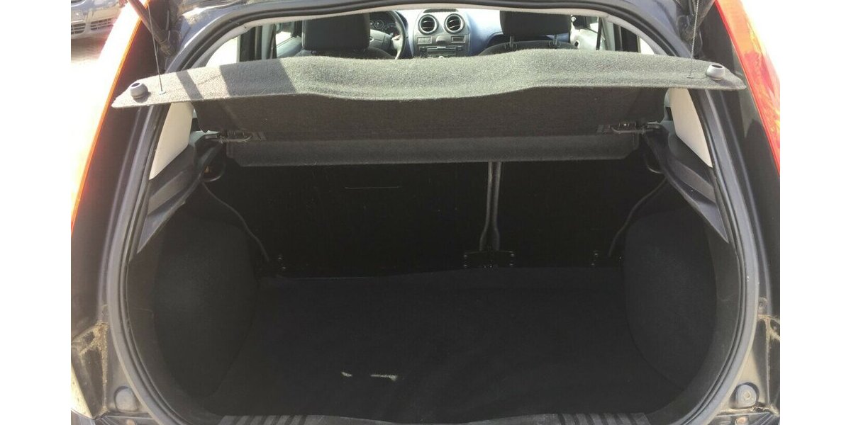 Ford Fiesta Ambiente,4 Türig,Tüv Neu! 136.000 km 2.990 &euro; Himmelkron 95502