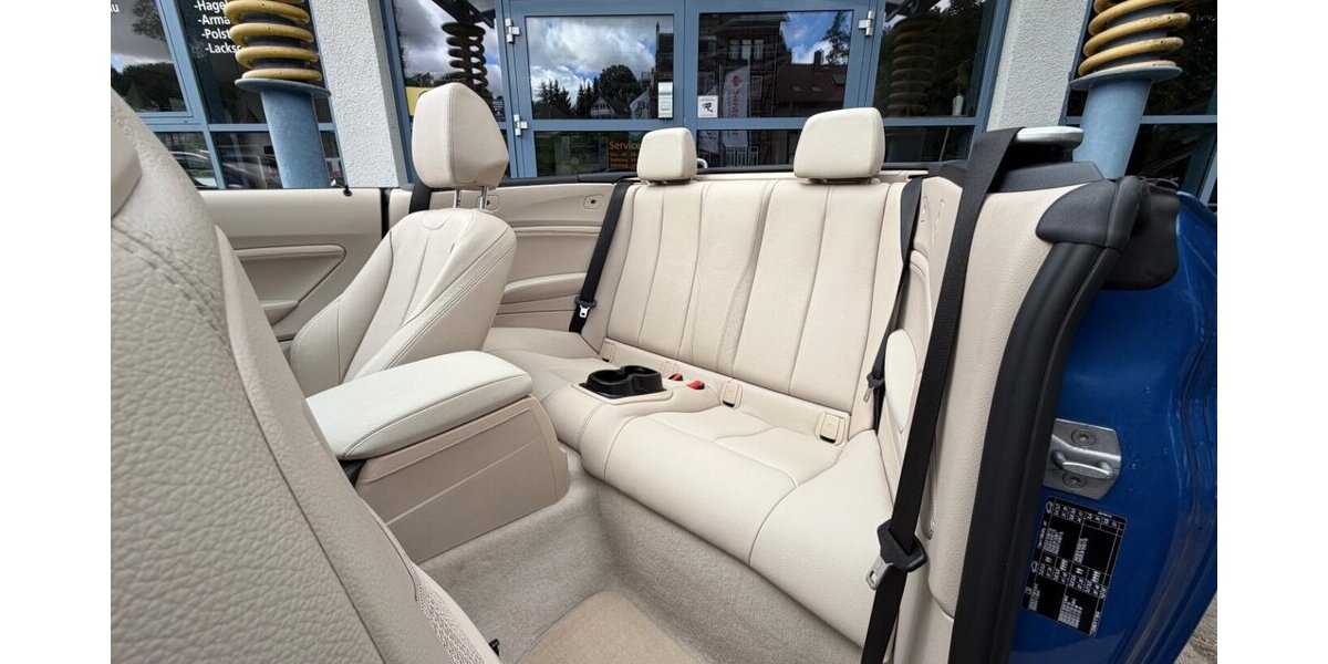 BMW 220 220i Cabrio M paket 34000Km 34.000 km 21.499 &euro; Rudolstadt 07407