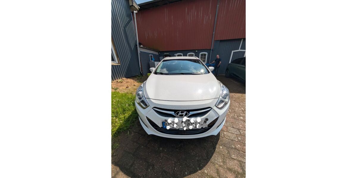 Hyundai i40 114.200 km 8.500 &euro; Welmbüttel 25782