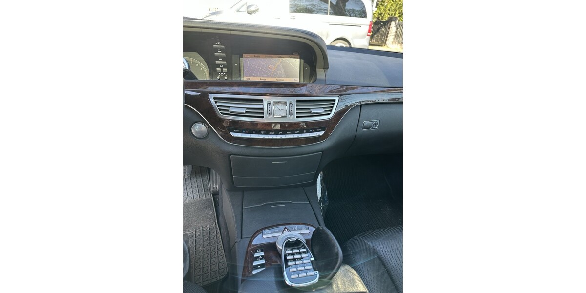 Mercedes-Benz S 320 255.000 km 11.000 &euro; Berlin 10178