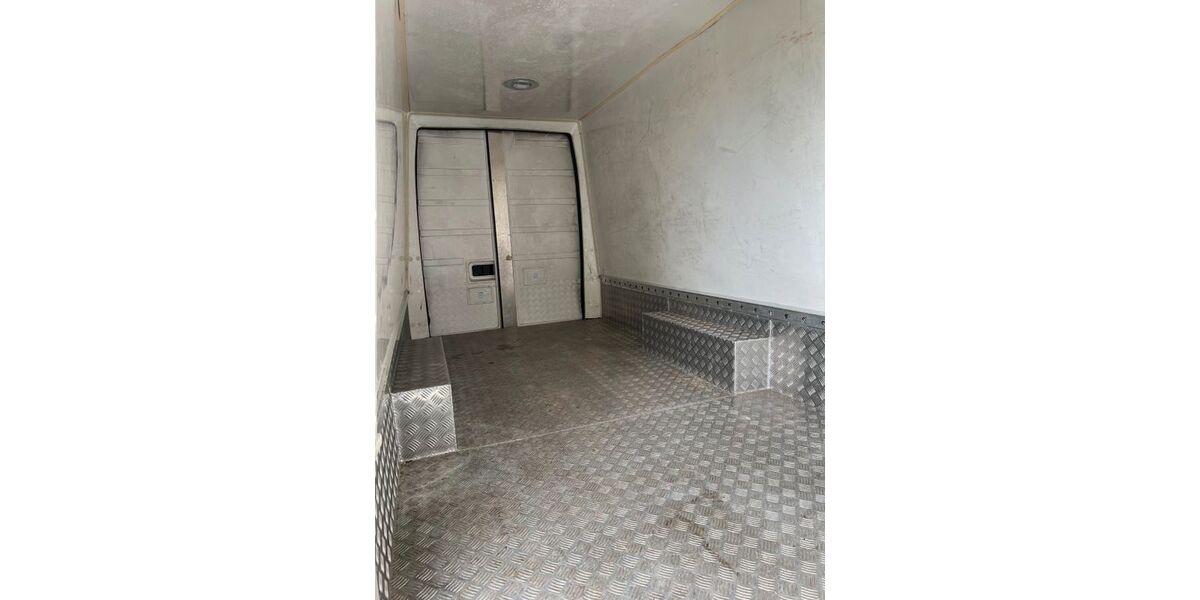 IVECO Andere 350.358 km 6.500 &euro; Braunschweig 38114