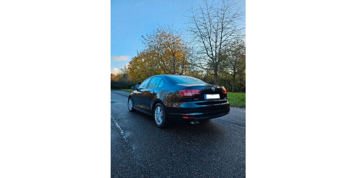 VW Jetta 185.000 km 8.600 &euro; St. Sebastian 56220