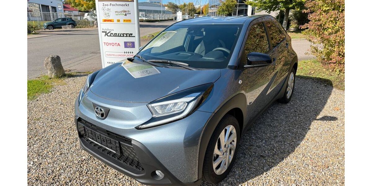Toyota Aygo (X) 3.025 km 15.990 &euro; Ehingen 89584