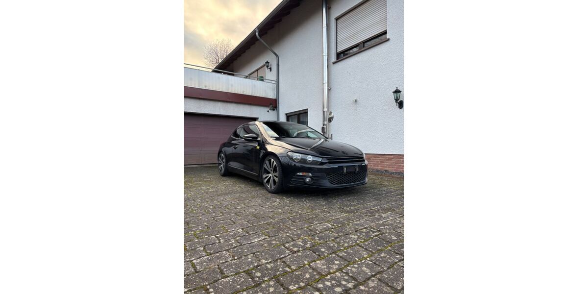 VW Scirocco 127.000 km 9.500 &euro; Oberraden 56587