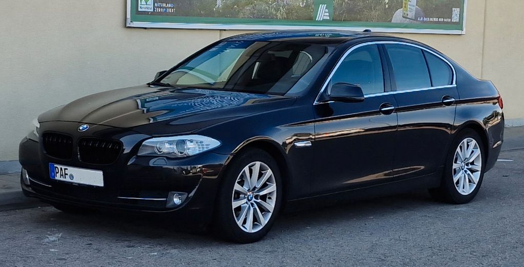 BMW 525 298.500 km 11.250 &euro; Manching 85077
