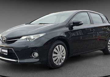 Toyota Auris 270.000 km 5.795 &euro; Hochstetten-Dhaun 55606
