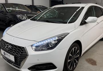 Hyundai i40 99.000 km 10.980 &euro; Much 53804