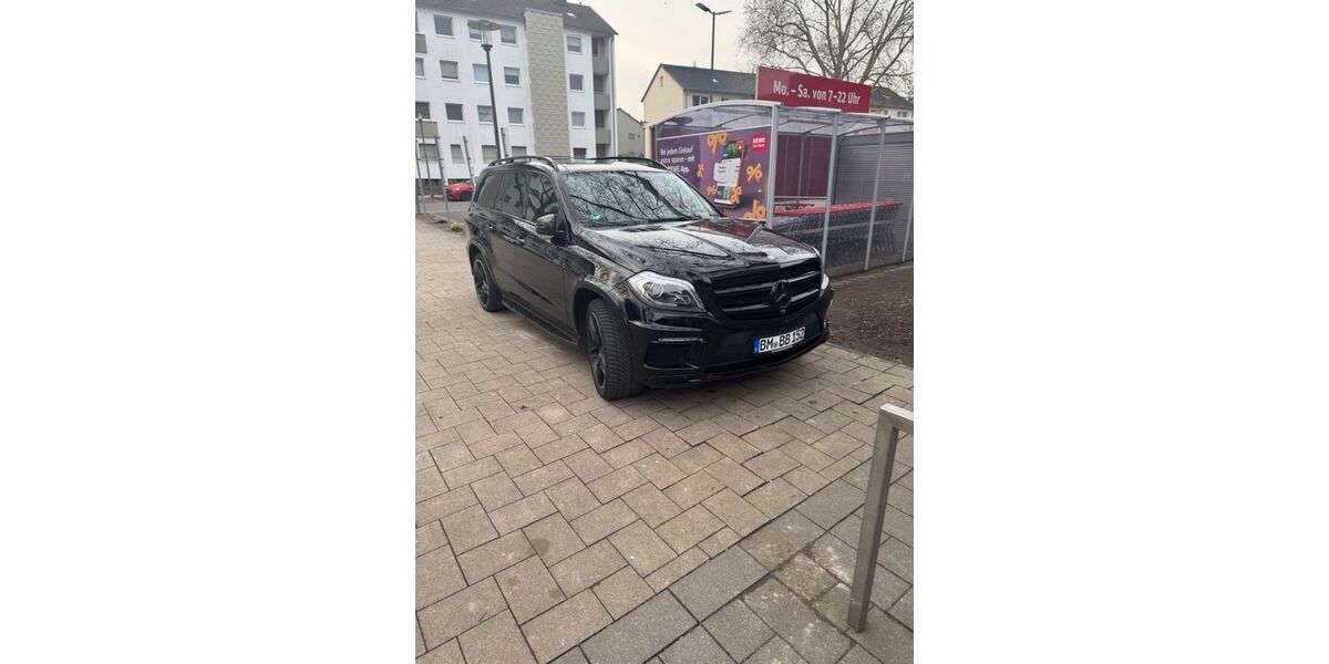 Mercedes-Benz GL 63 AMG 162.500 km 33.300 &euro; Brühl 50321